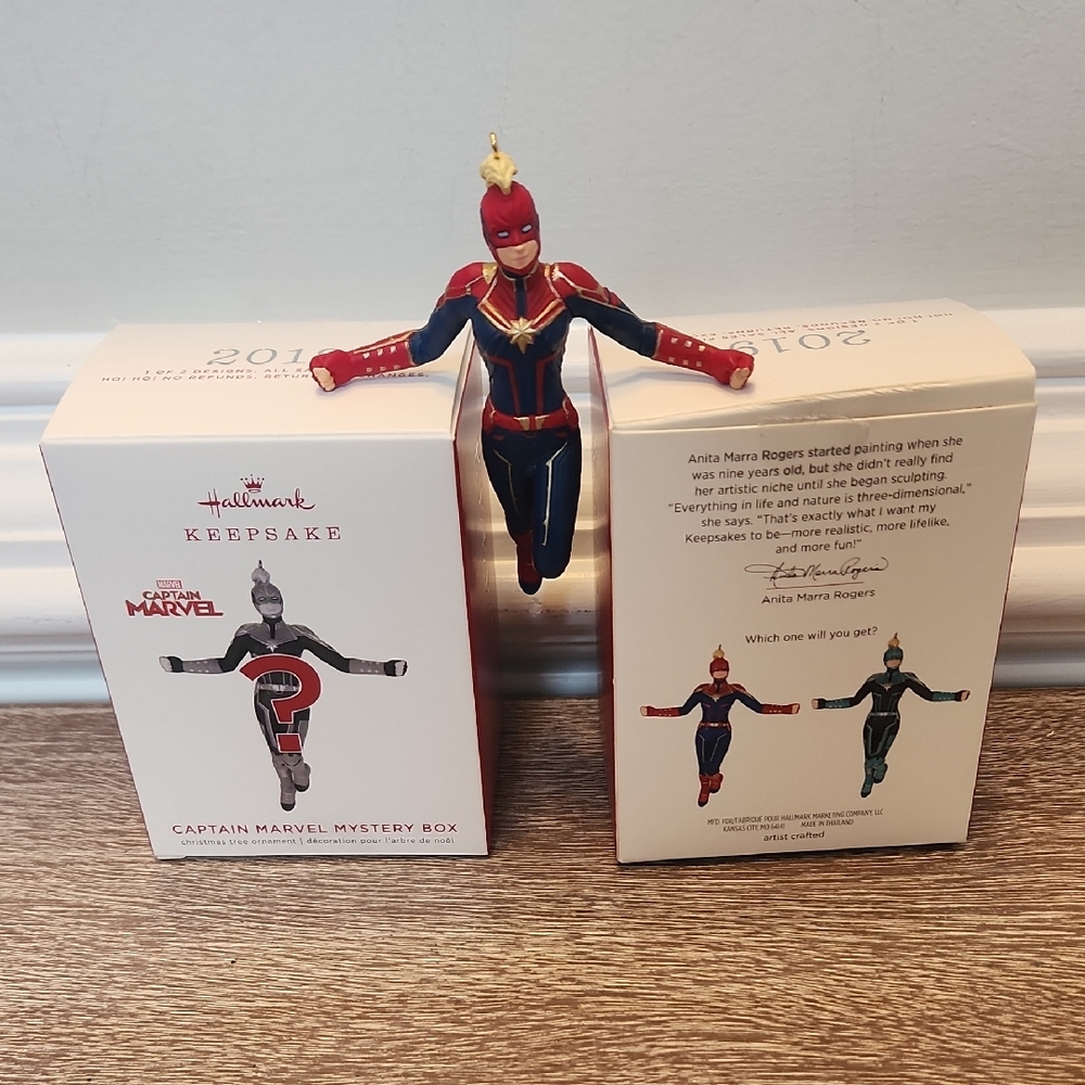 Hallmark Captain Marvel Keepsake Ornament - Picture 1 of 10